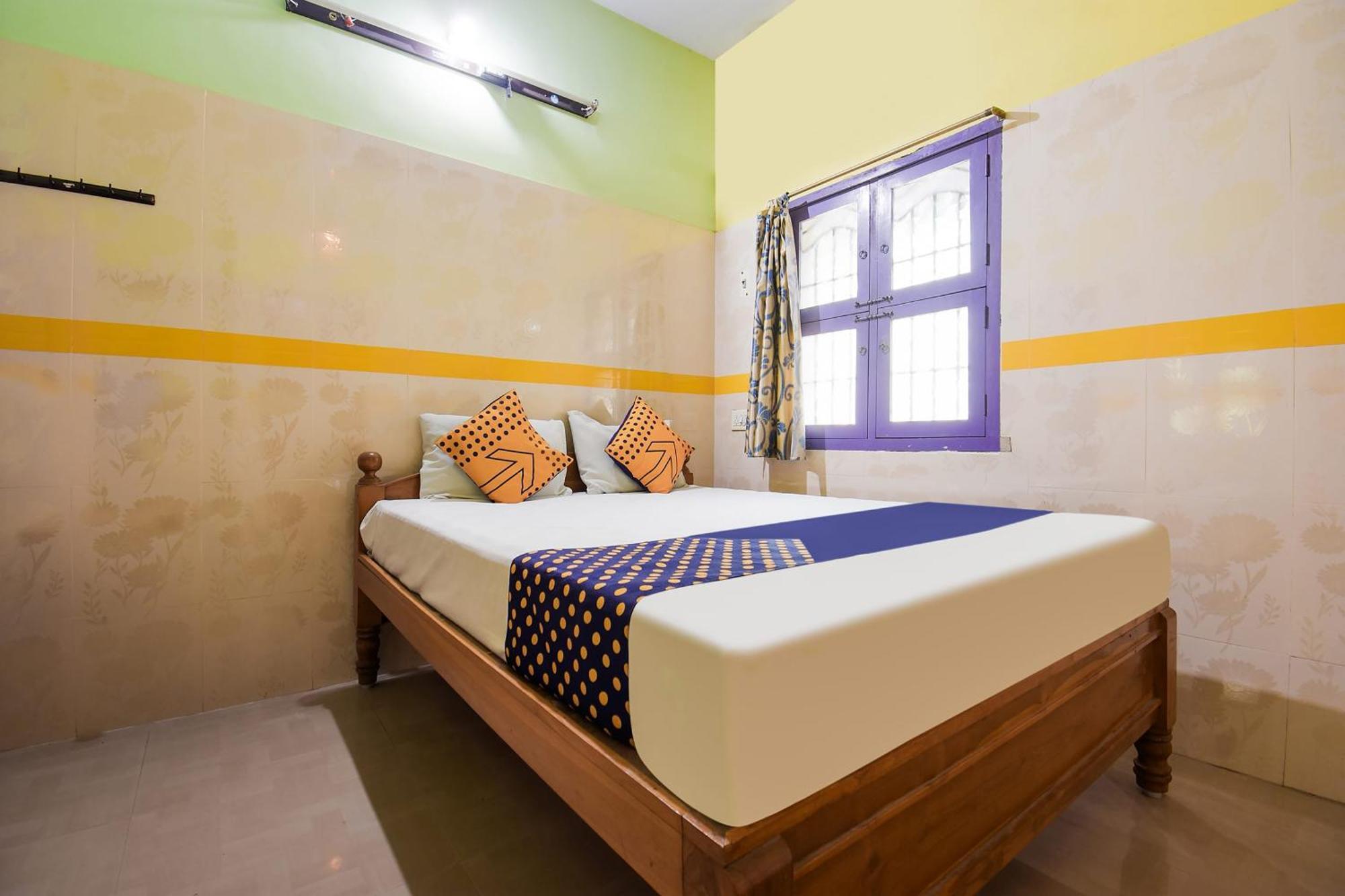 Hotel O K.S.Lodge Tribhuvanam Exterior foto